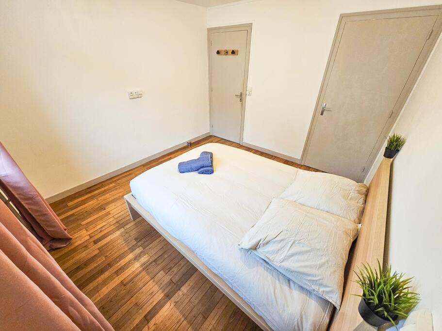 Le Bergson 3 Chambres Stationnement Gratuit Saint-Etienne  Exterior foto